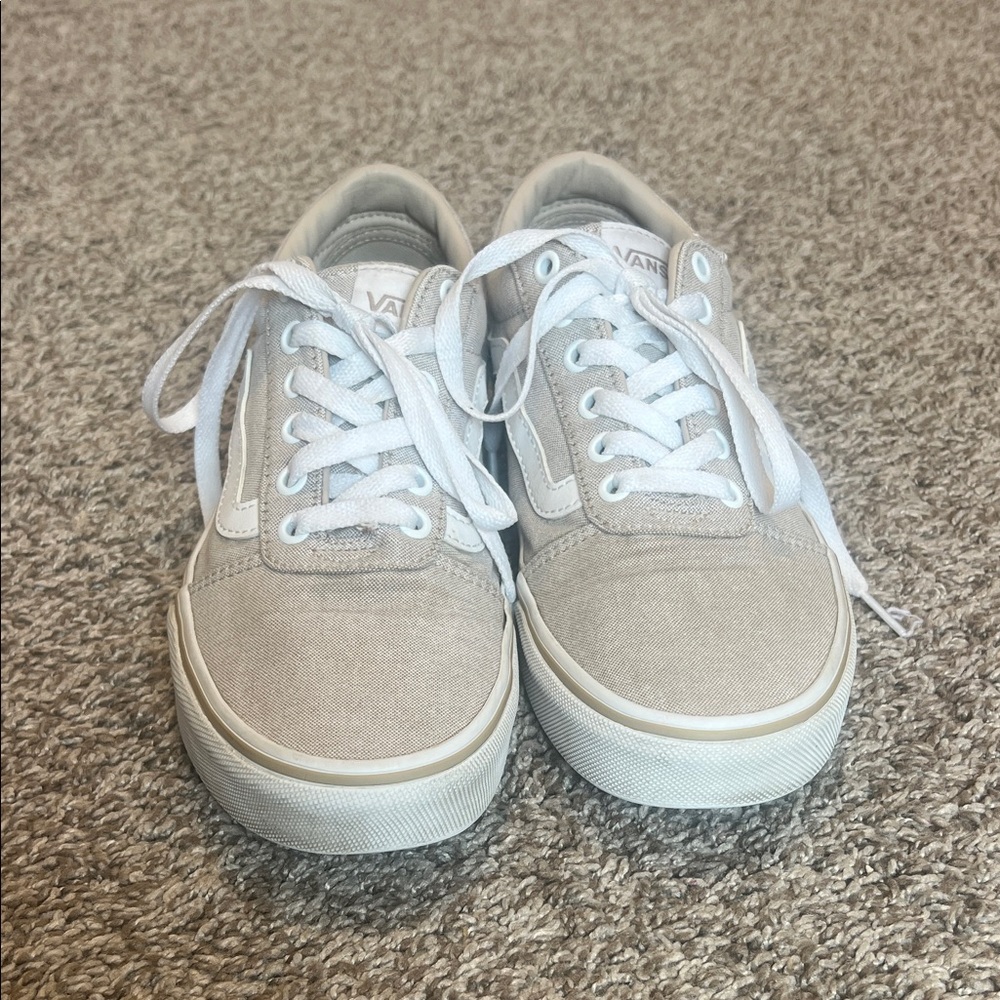 Women’s Vans Ward Skate Shoe size 8